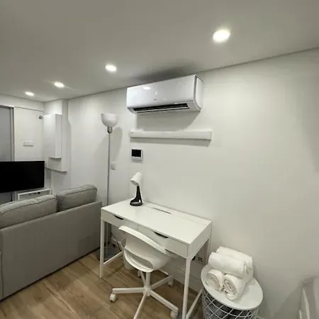Estudio Novo - Fantastico T0 アパート